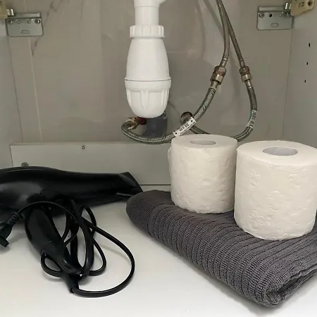 Studio confort tout équipé, Wifi, proche ORLY MASSY PARIS